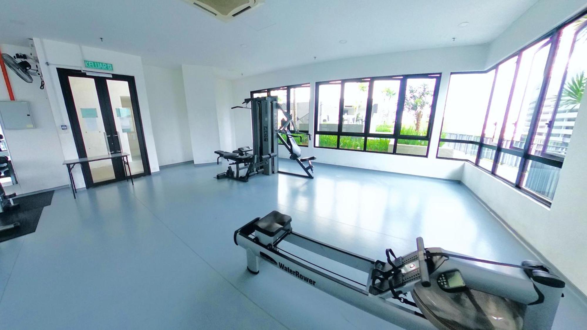 I-City Free Wifi 55Inch Smarttv Car Park Fit 5Pax Shah Alam Exterior photo